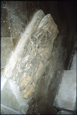 Bild: Grabplatte im Mauseoleum der Wettiner Altzella