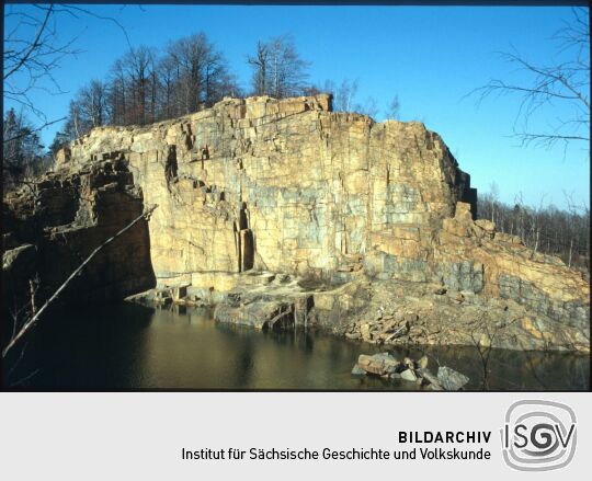 Steinbruchsee in den Königshainer Bergen