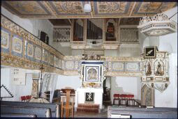 Bild: Innenraum der Kirche in Leppersdorf