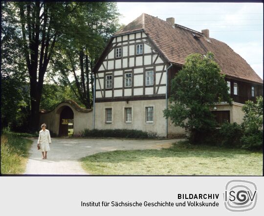 Fachwerkgebäude des Pfarrhofes in Lomnitz