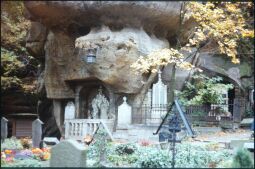 Bild: Friedhof auf dem Berg Oybin