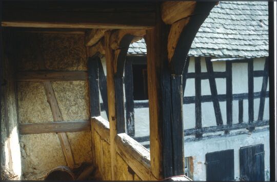 Laubengang an einem Fachwerkgebäude in Breunsdorf