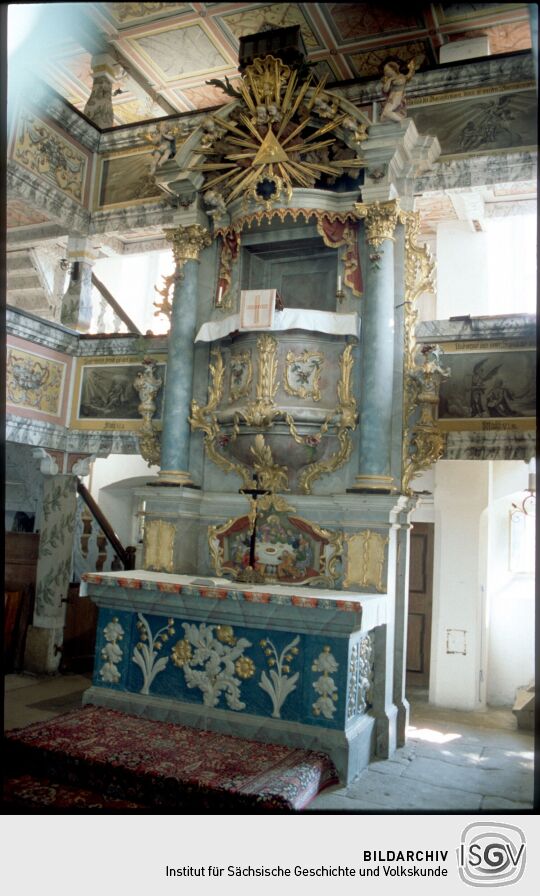 Kanzelaltar der Kirche in Oybin