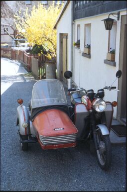 Bild: Motorad mit Beiwagen (Motorradbau in Zschopau) in Obercunnersdorf 1986