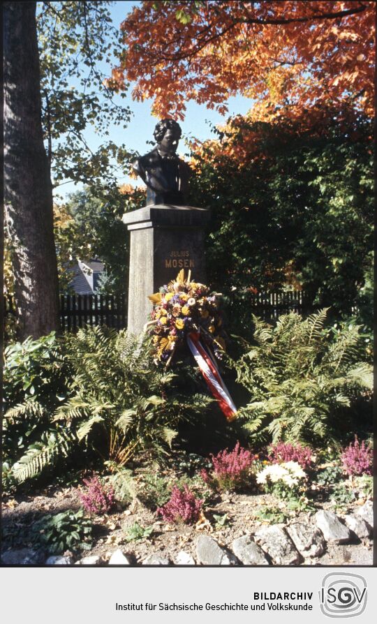 Denkmal für Julius Mosen in Marieney