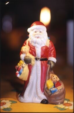 Bild: Weihnachsmann aus Wachs aus dem Jahr 1979