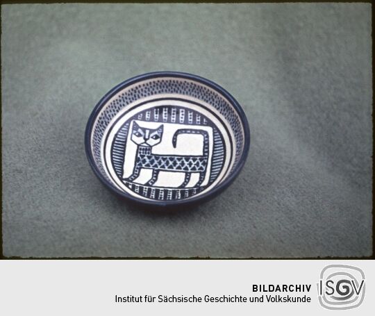 Keramikteller mit Katze