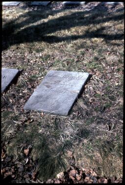 Bild: Grabstein auf dem Friedhof in Herrnhut