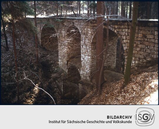 Hohe Brücken über den Bonnewitzbach