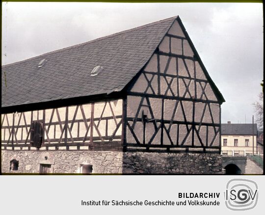 Fachwerkscheune im Bereich des früheren Guts in Weischlitz im Vogtland