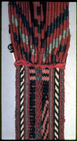 Bild: Exponat der Ausstellung bulgarischer Volkskunst 1953 in Leipzig: Textilie