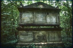 Bild: Grab auf dem Eliasfriedhof in Dresden