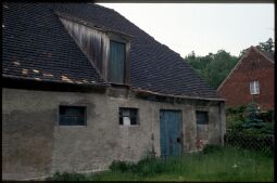 Bild: Gebäude in der Dübener Heide 1990