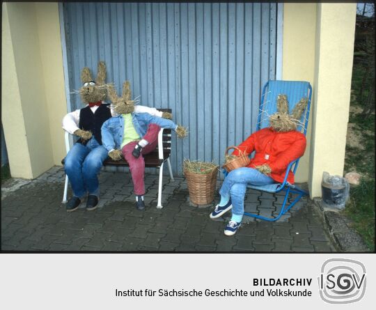 Hasen als Osterdekoration in Meuselwitz