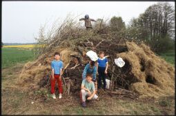 Bild: Bewacher des Hexenfeuers in Zschornau-Schniedel