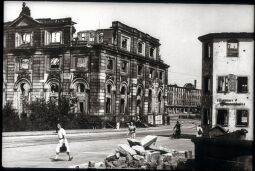 Bild: Ruinen am Neustädter Markt