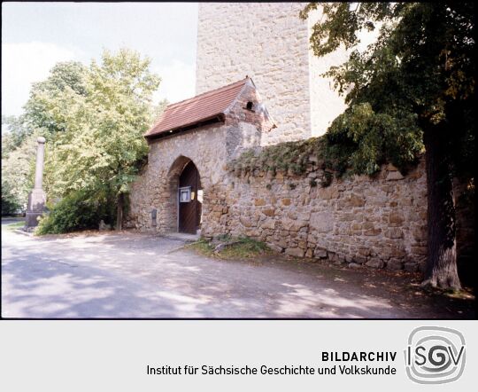 Tor zum Kirchhof der Kirche Nieder Seifersdorf