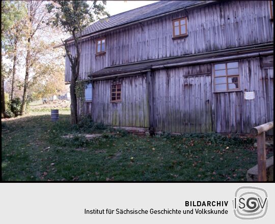 Holzgebäude in Landwüst