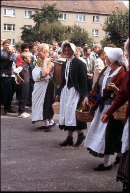 Bild: Teilnehmerinnen beim Festumzug zum Tag der Sachsen in Rochlitz
