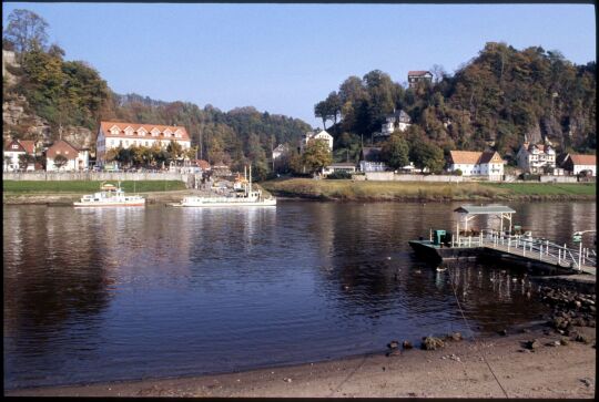 Blick über die Elbe auf Rathen