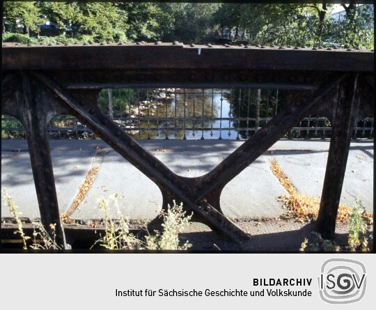 Brücke über die Vereinigte Weißeritz an der Bienertstraße