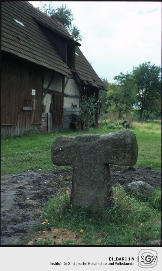 Abgeschlagenes Steinkreuz in Hammerstadt