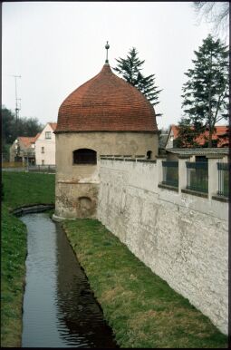 Bild: Rundturm am Schloss Hermsdorf