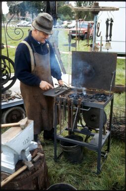 Bild: Feldschmiede  beim Dorffest zum 650-jährigen Jubiläum Kleinröhrsdorf