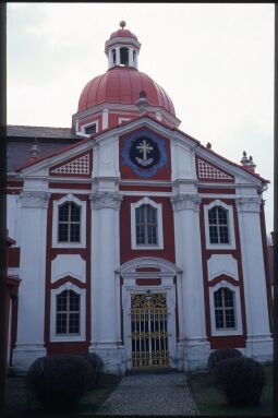 Bild: Kreuz- und Michaeliskapelle des Klosters St. Marienthal