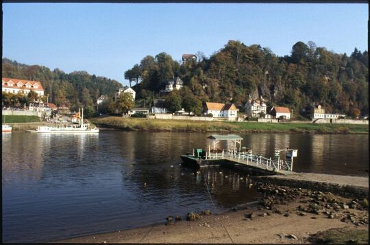 Blick über die Elbe auf Rathen