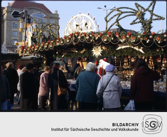 Verkaufsstand des Striezelmarktes