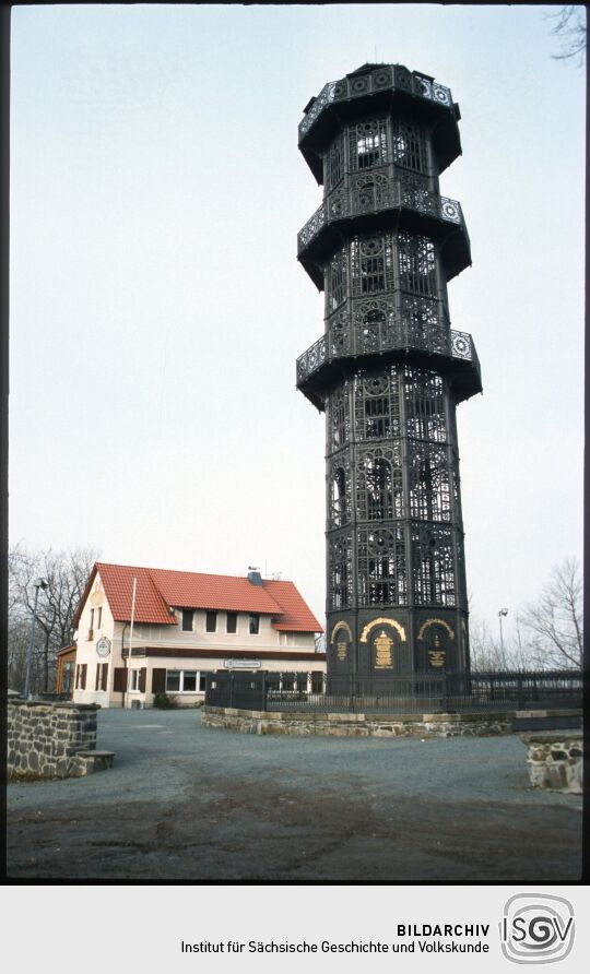 König-Friedrich-August-­Turm auf dem Löbauer Berg