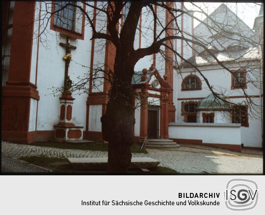 Eingang der Kirche des Klosters St. Marienstern