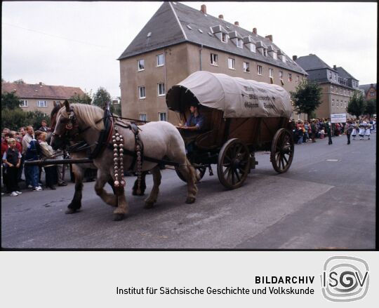 Pferdewagen beim Festumzuges zum Tag der Sachsen in Rochlitz