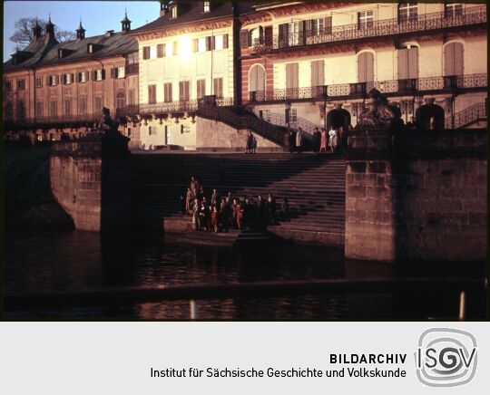 Gondelhafen vor Schloss Pillnitz