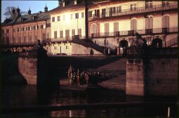Bild: Gondelhafen vor Schloss Pillnitz