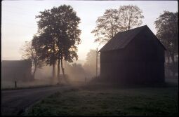 Bild: Scheune in Raun bei Nebel
