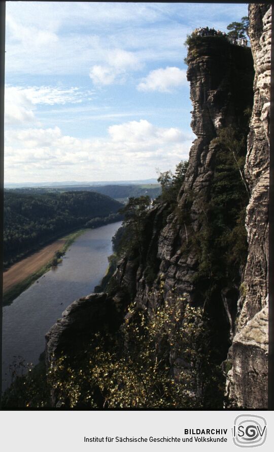 Aussichtsplattform an der Bastei über der Elbe