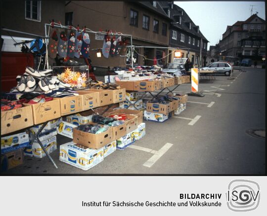 Verakufsstand am Nikolausmarkt in Schirgiswalde 1996