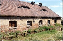 Bild: Wirtschaftsgebäude im Gut Gamig