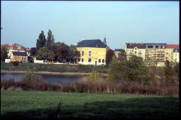 Bild: Blick vom Ostragehege über die Elbe nach Pieschen