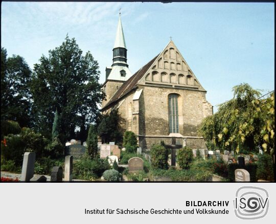 Friedhof und Kirche Leubnitz-Neuostra