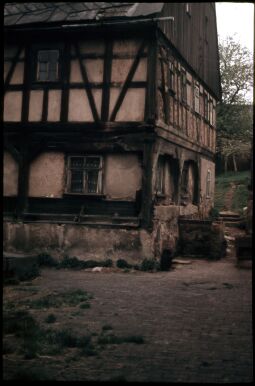 Bild: Wohnstallhaus mit Umgebinde in  Niederfrohna