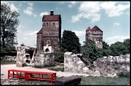 Bild: Blick über die Burg Stolpen zum Seiger- und Johannisturm
