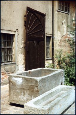 Bild: Exponate des Volkskunstmuseums am Dresdner Jägerhof