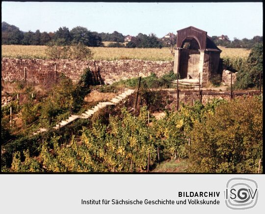 Muschelpavillon am oberen Ende der Spitzhaustreppe Radebeul