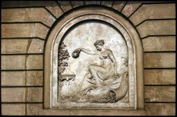 Relief am Gärtnerhaus der königlichen Villa Wachwitz