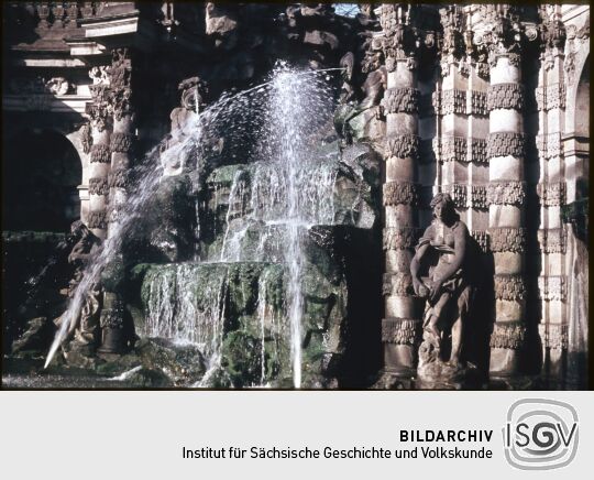 Wasserspiele des Nymphenbads im Dresdner Zwinger