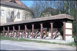 Bild: Historische Marktstände in Diehsa