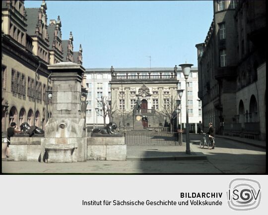 Blick über den Leipziger Naschmarkt zur Alten Börse